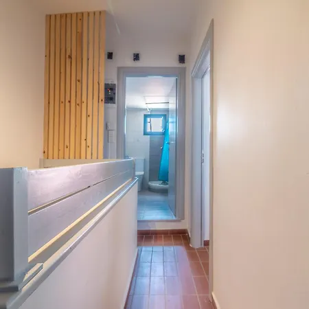 Loft Near The Airport With Seaview Apartamento Heraclión