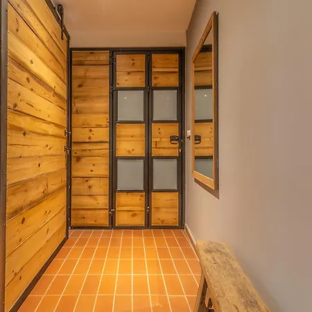 Loft Near The Airport With Seaview Apartamento Heraclión